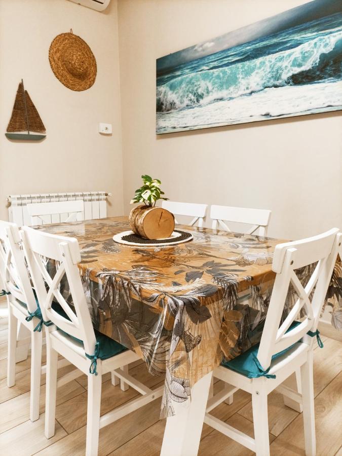 Luxury Beach House トルヴァイアニカ エクステリア 写真